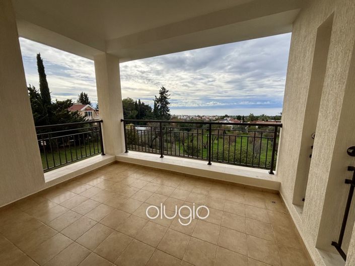 Image No.3-3 Bed Villa for sale