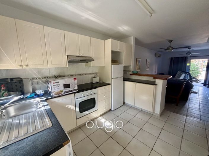 Image No.5-2 Bed Townhouse for sale