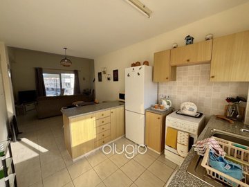 188486-apartment-for-sale-in-chlorakafull