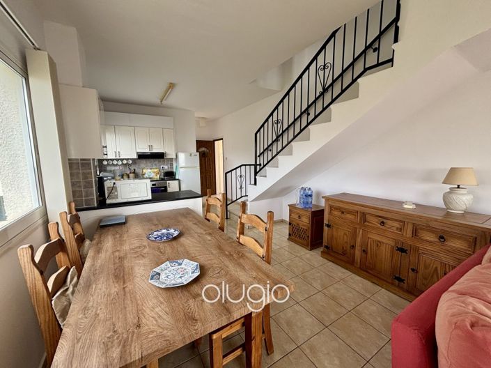 Image No.8-2 Bed Townhouse for sale