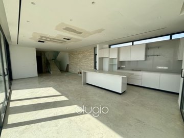 189268-detached-villa-for-sale-in-peyiafull