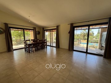 189594-bungalow-for-sale-in-secret-valleyfull