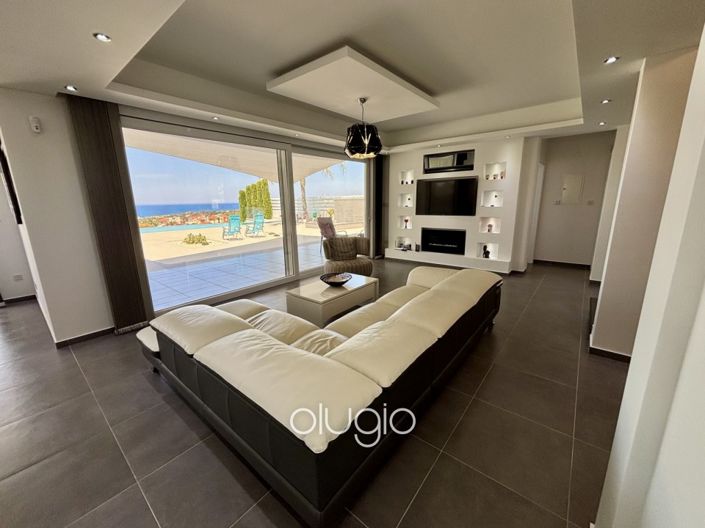 Image No.10-5 Bed Villa for sale