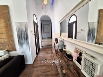 194836-detached-villa-for-sale-in-choletriafu