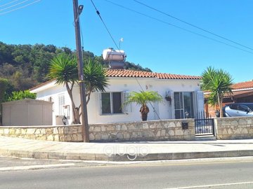 195178-bungalow-for-sale-in-polemifull