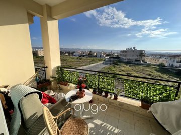 195703-apartment-for-sale-in-chlorakafull
