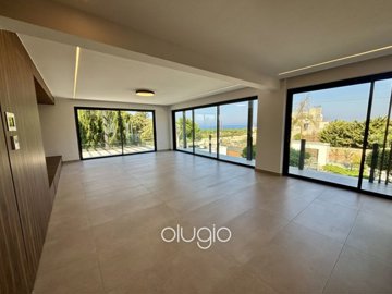 195829-detached-villa-for-sale-in-sea-caves-s