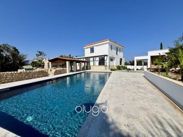 195830-detached-villa-for-sale-in-sea-caves-s
