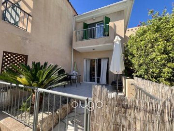 196449-town-house-for-sale-in-peyiafull