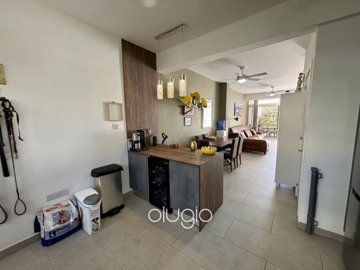 196806-town-house-for-sale-in-peyiafull