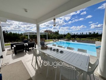 196870-detached-villa-for-sale-in-sea-caves-s