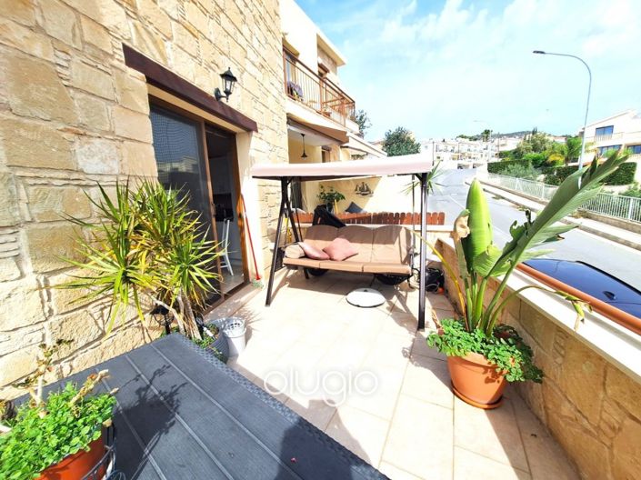 Image No.2-2 Bed Townhouse for sale