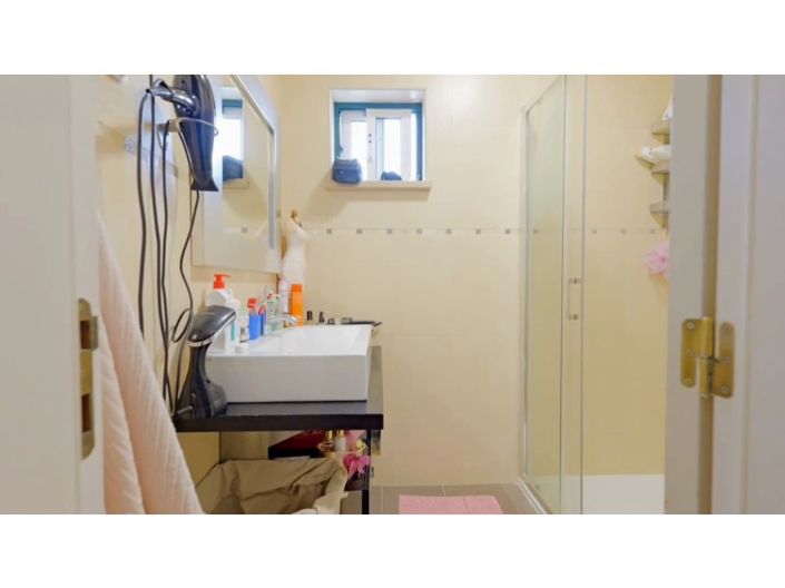 Image No.16-3 Bed House for sale