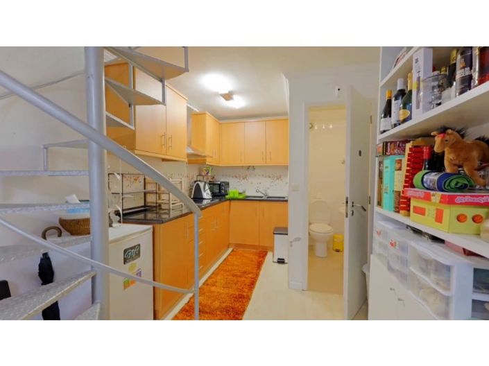 Image No.17-3 Bed House for sale