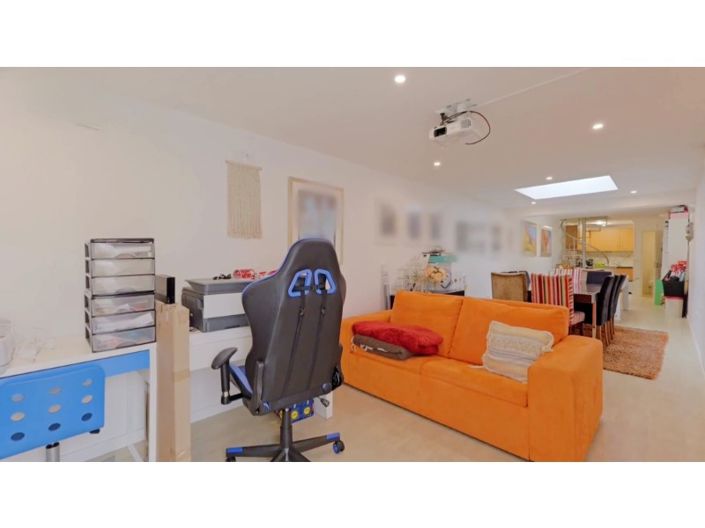 Image No.22-3 Bed House for sale