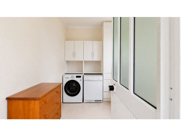 Image No.23-3 Bed House for sale
