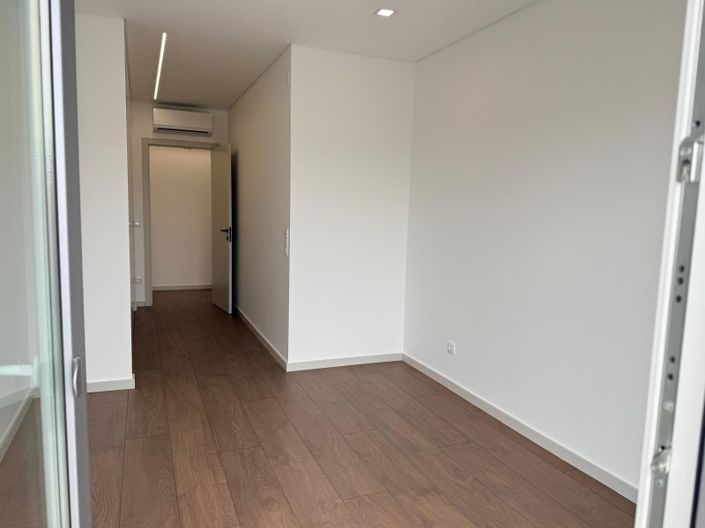 Image No.11-4 Bed Penthouse for sale