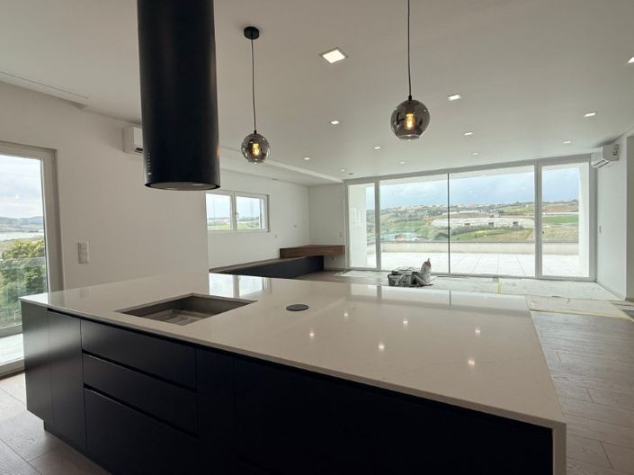 Image No.30-4 Bed Penthouse for sale