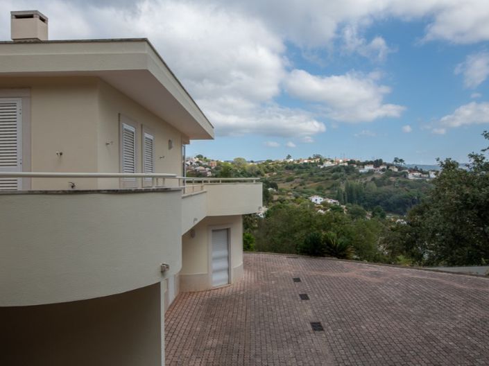 Image No.19-9 Bed House for sale