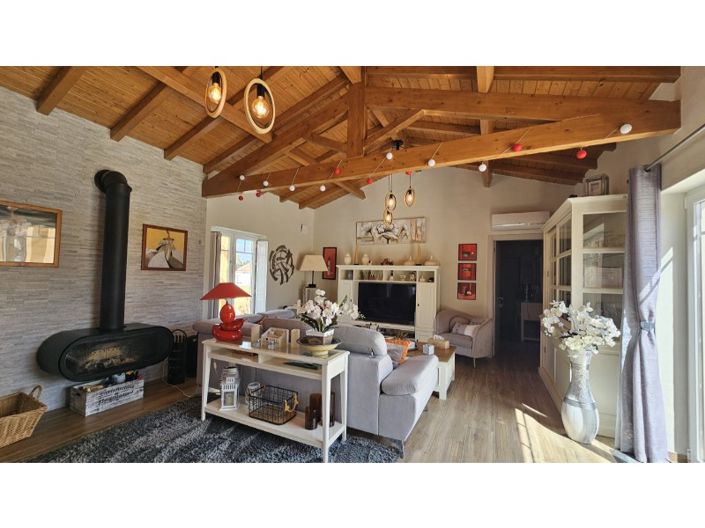 Image No.20-3 Bed House for sale