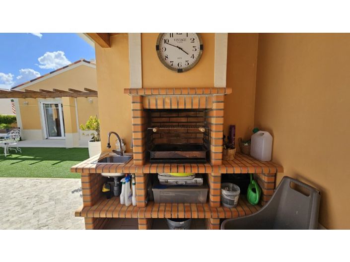 Image No.29-3 Bed House for sale