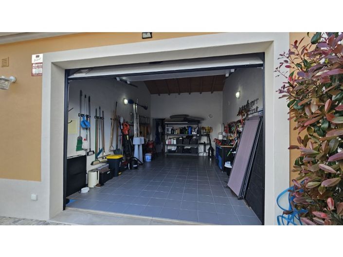 Image No.30-3 Bed House for sale