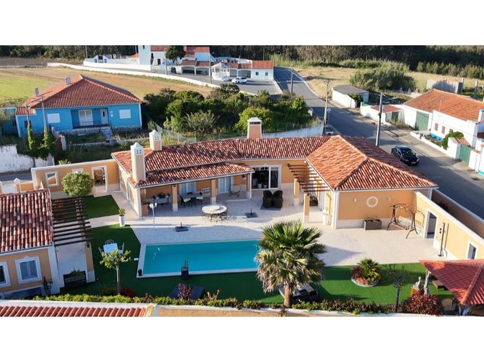 Image No.6-3 Bed House for sale