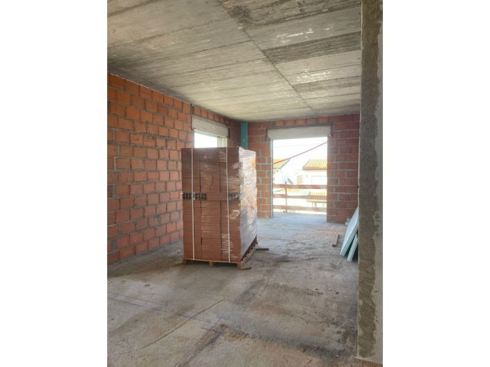 Image No.20-3 Bed Apartment for sale