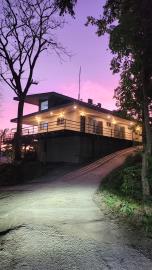 House-back-night