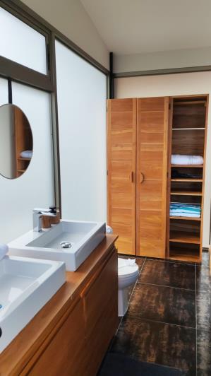Image No.23-12 Bed Hotel for sale