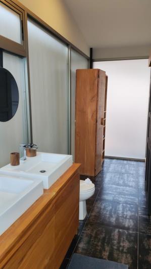 Image No.41-12 Bed Hotel for sale