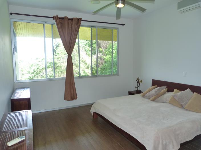Image No.34-5 Bed Villa for sale