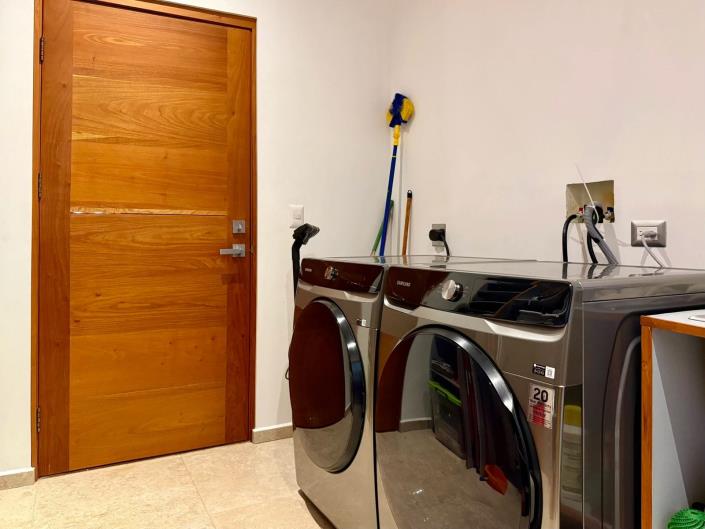 Image No.17-2 Bed House/Villa for sale