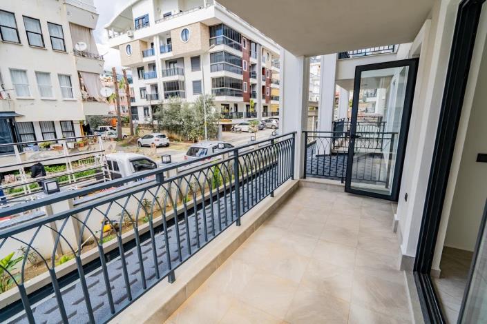 Image No.11-2 Bed Apartment for sale