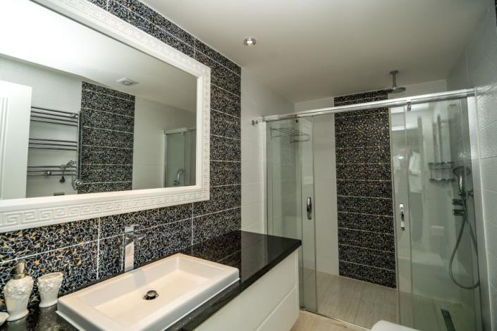 Image No.10-1 Bed Apartment for sale