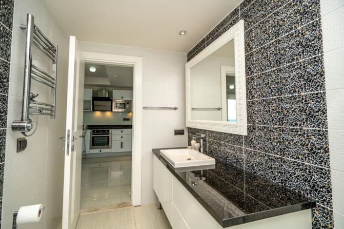 Image No.12-1 Bed Apartment for sale