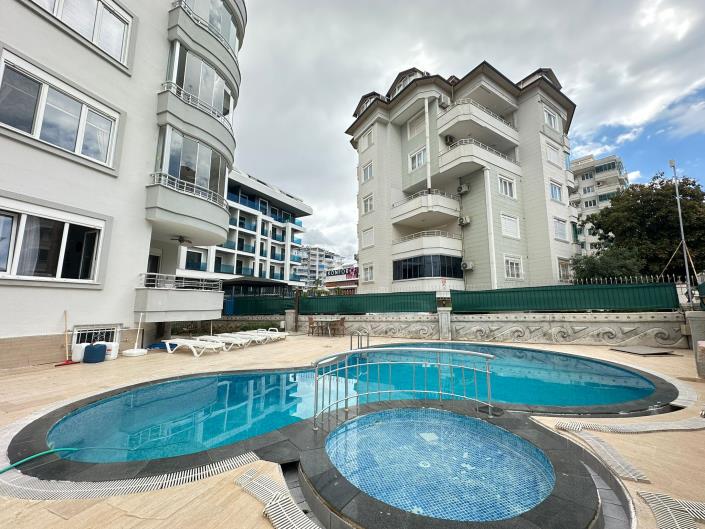 Image No.24-3 Bed Apartment for sale