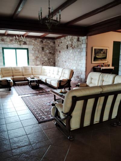 Image No.13-5 Bed Villa / Detached for sale