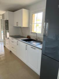 5f305733-e2de-40ac-8ba4-312daade0c42