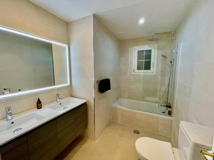 Image No.12-3 Bed Penthouse for sale