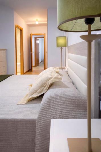 Image No.14-3 Bed Apartment for sale