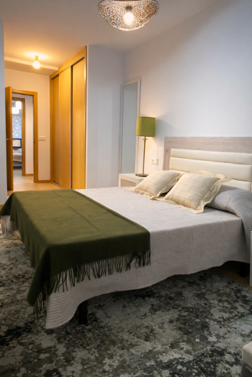 Image No.12-3 Bed Apartment for sale