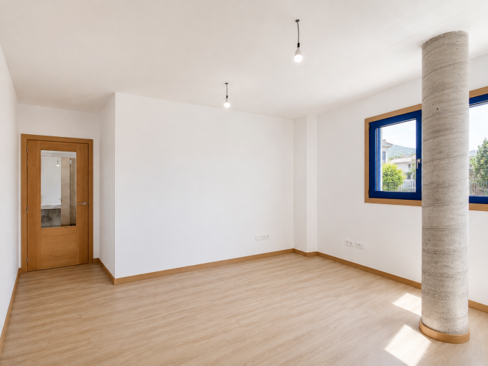 Image No.2-2 Bed Apartment for sale