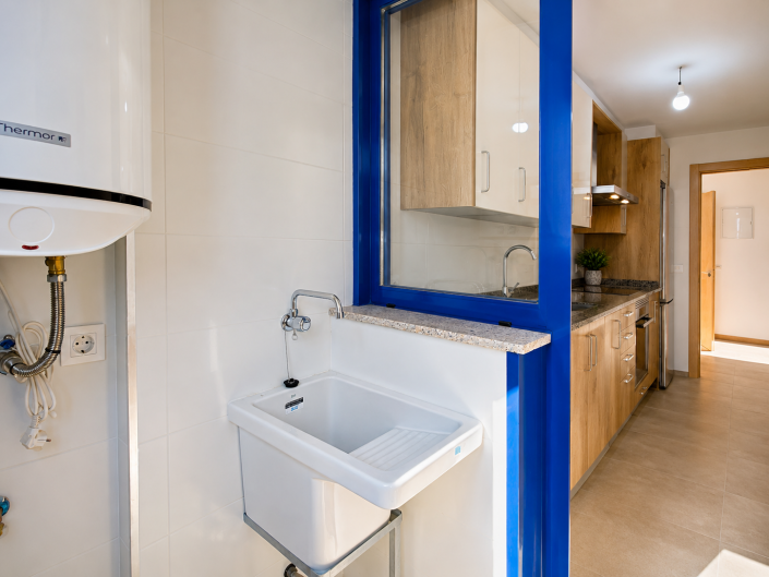 Image No.8-2 Bed Apartment for sale