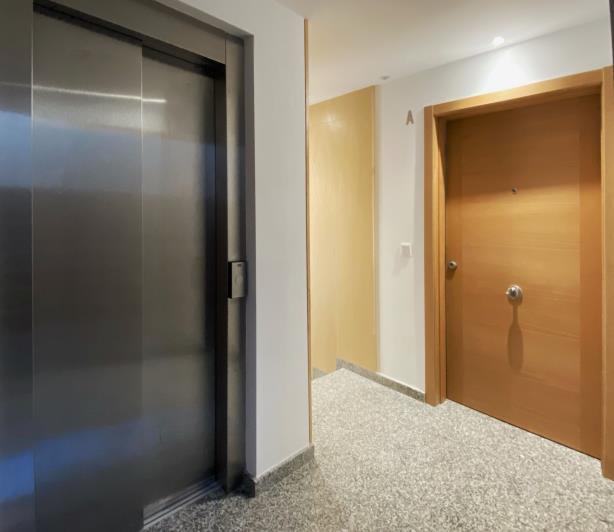 Image No.29-2 Bed Apartment for sale