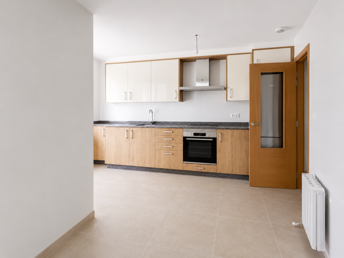 Image No.14-2 Bed Apartment for sale