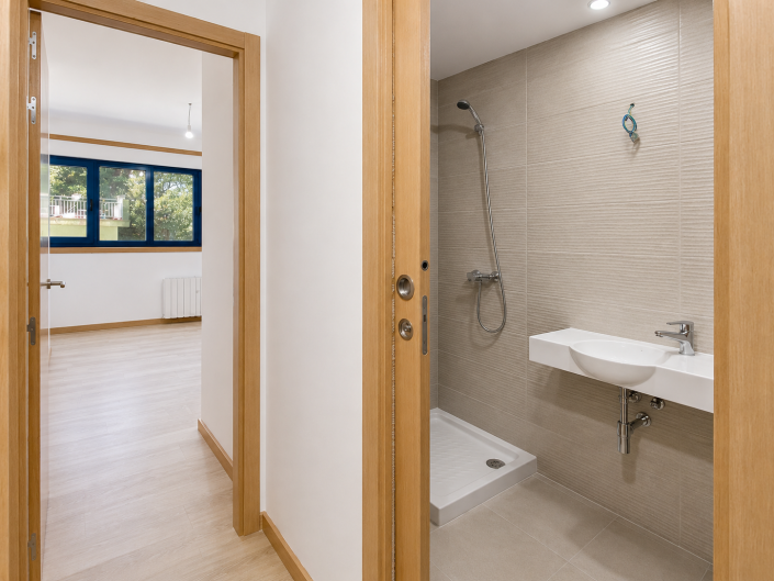 Image No.25-2 Bed Apartment for sale