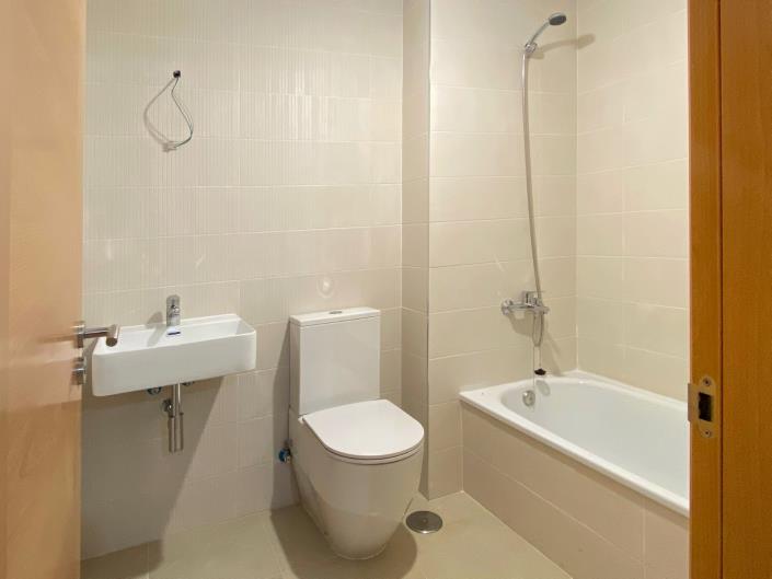 Image No.19-2 Bed Apartment for sale
