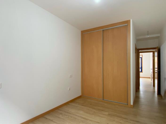 Image No.21-2 Bed Apartment for sale