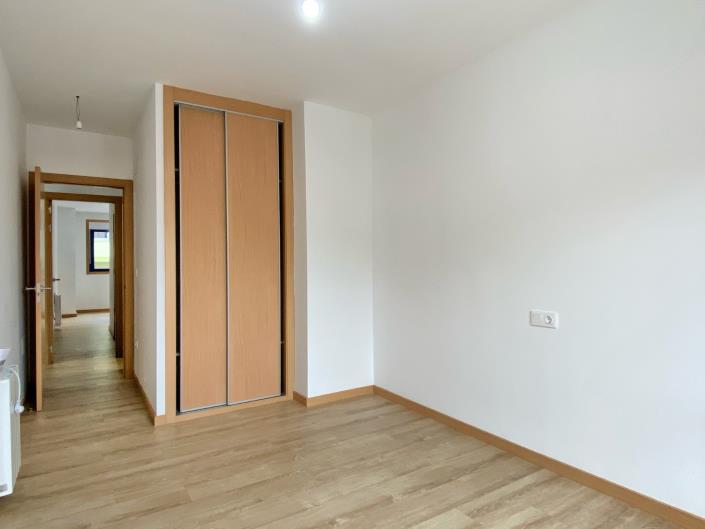 Image No.22-2 Bed Apartment for sale